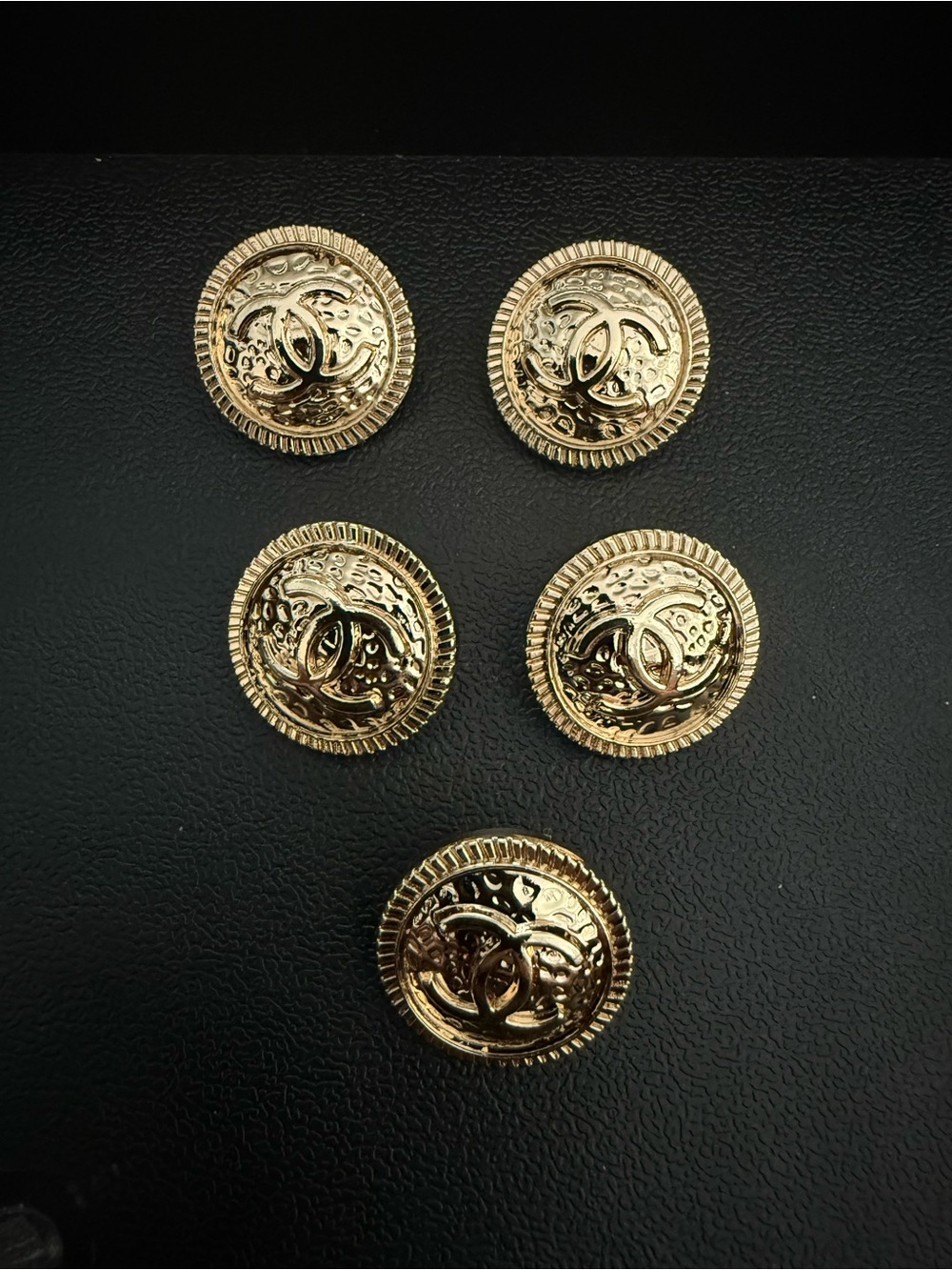 Preloved Chanel Gold-Tone Logo Embossed Round Buttons - Set of 5